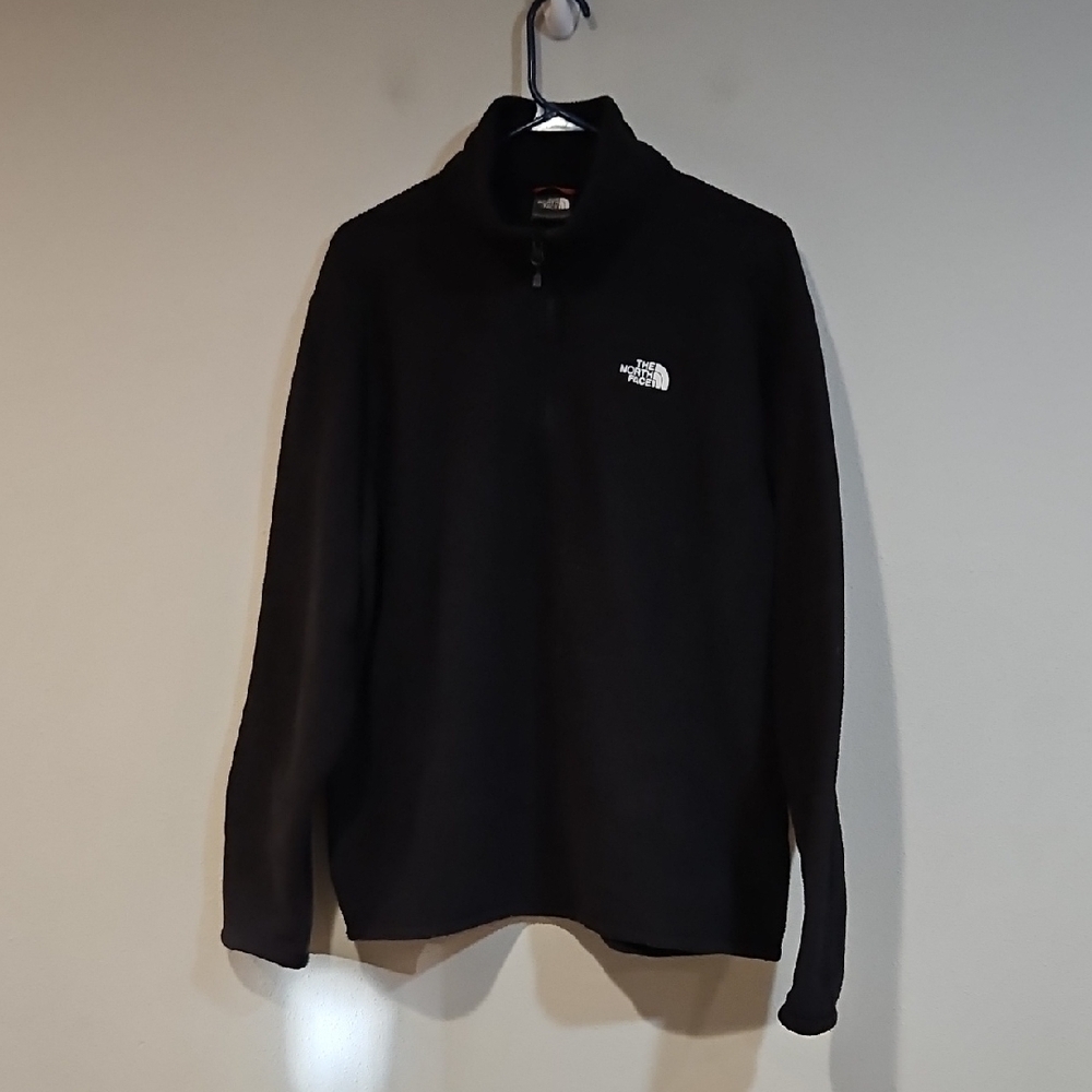 The North Face Black Pull Over